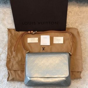 Louis Vuitton Vernis handbag